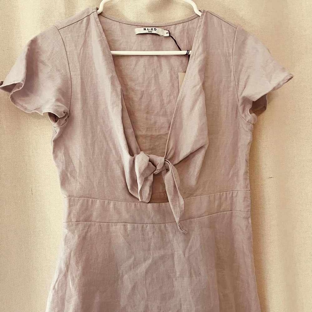 Linen lavender dress with sustainable company
